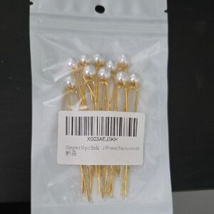 Elegant Gold and Pearl Hair Pins